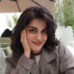 المیرا میرزاپور